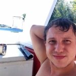Девственник ищет опытную девушку для секса в Мурманске