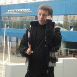 Молодой парень ищет готичную барышню в Мурманске, желающую подчиняться Молодой парень ищет готичную барышню в Мурманске, желающую подчиняться