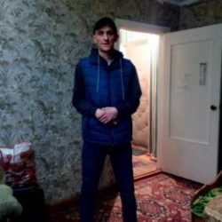 Парень. Ищу девушку для секса в Мурманске Парень. Ищу девушку для секса в Мурманске